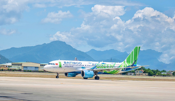 Bamboo Airways vận chuyển miễn phí hàng hóa cứu trợ