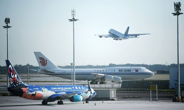 Ngành hàng không ráo riết đón Trung Quốc mở cửa